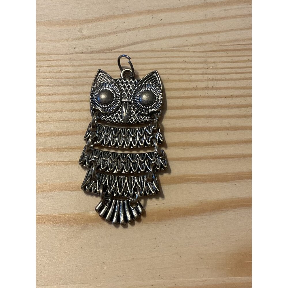 Vintage Articulated Silver-Tone Owl Pendant Necklace Charm